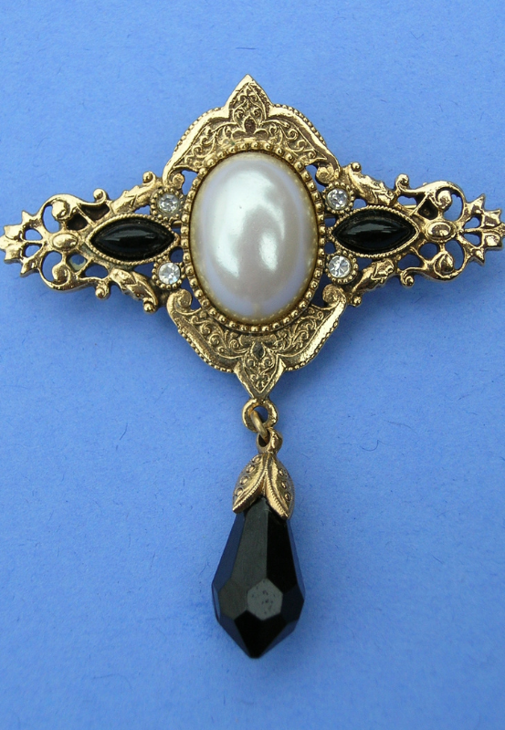 broche vintage